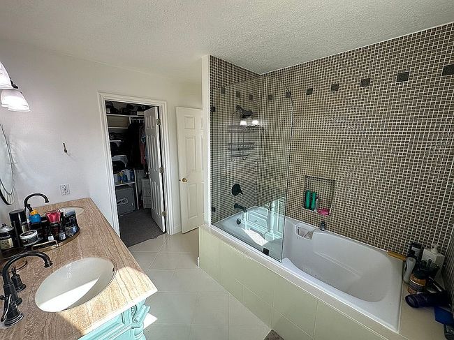 Image of 335 N 200 W