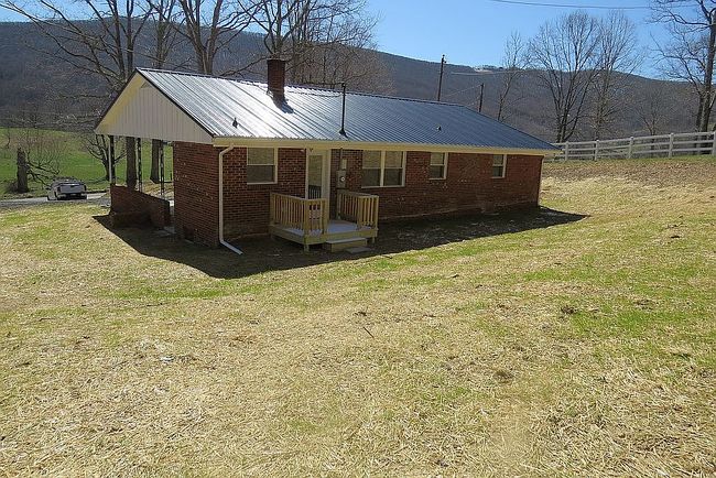 Image of 2736 Zenith Rd