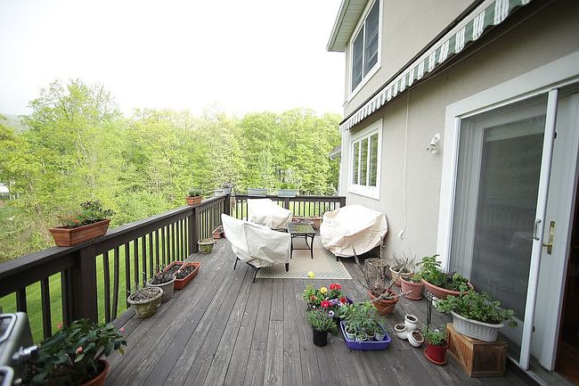 Photo of 15 Beaver Pond Ct, Stony Pt, NY