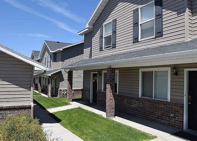 Preview of property located at 564 Pheasant Ridge Dr Apt A