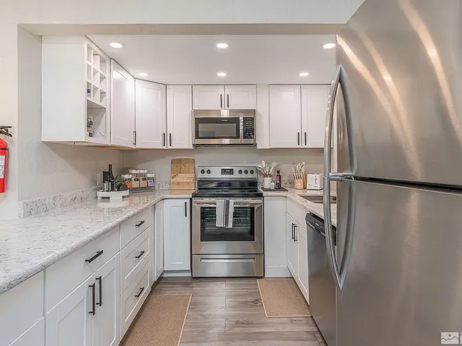 Image of 810 Alder Ave