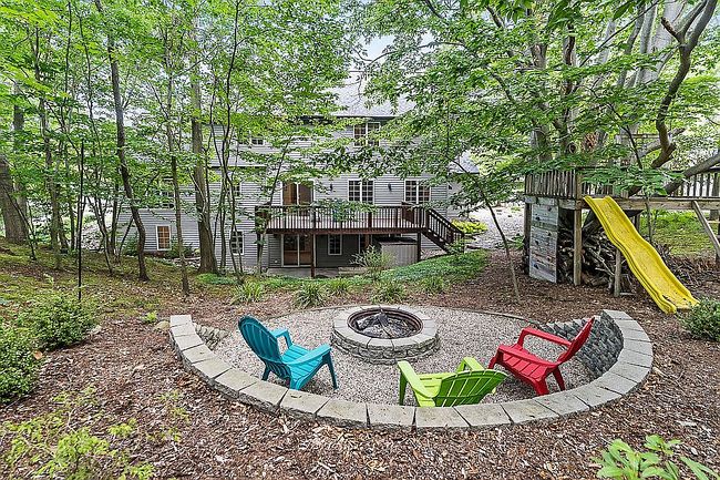 Photo of 18716 Sioux Dr, Spring Lake, MI