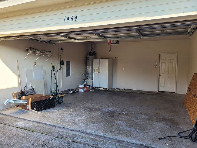 Additional photo 1 of property located at 1464 Summerhill Dr