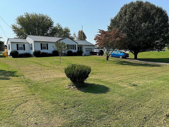 Image of 726 Stennett Rd