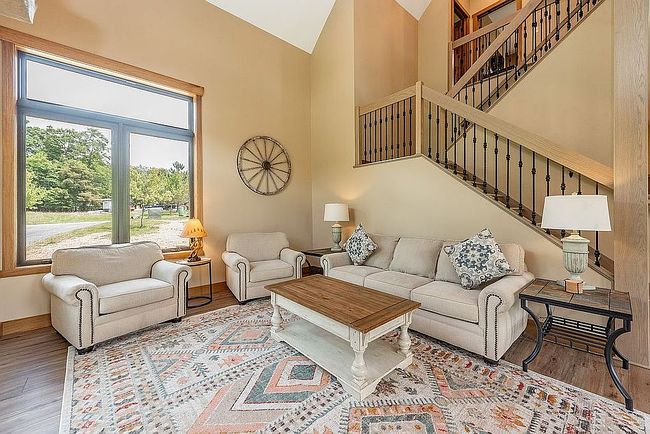 Image of 99 Mountain Overlook Ct