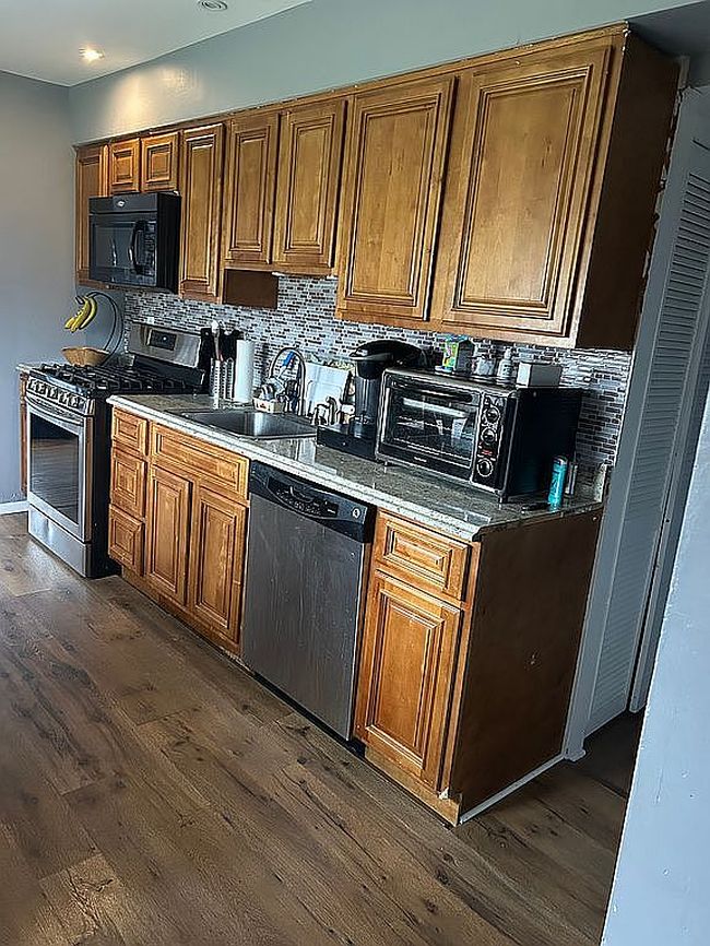 Image of 2 Lincoln Pl