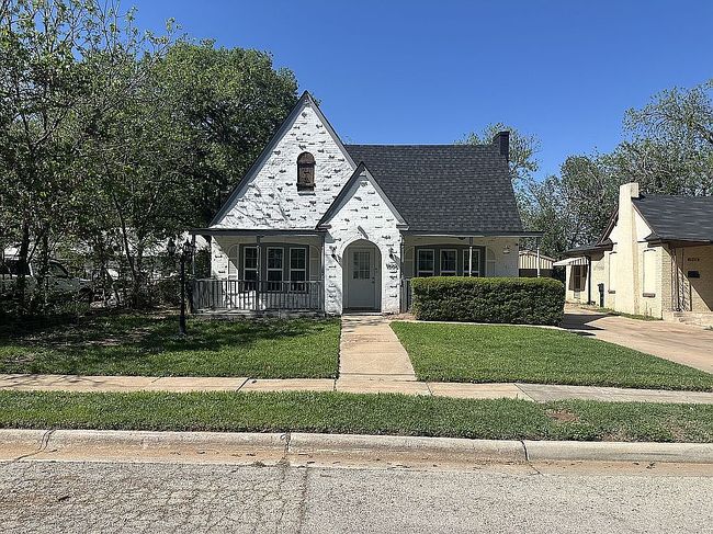 Preview of property located at 1506 Victory Ave