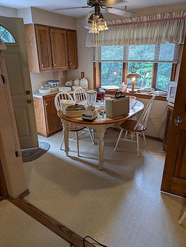 Photo of 498 Judd St, Fairfield, CT