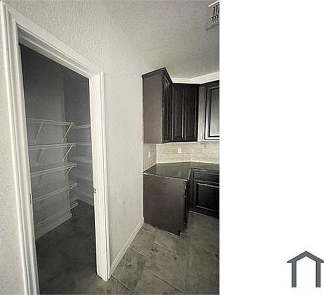 Additional photo 3 of property located at 4576 Scots Elm