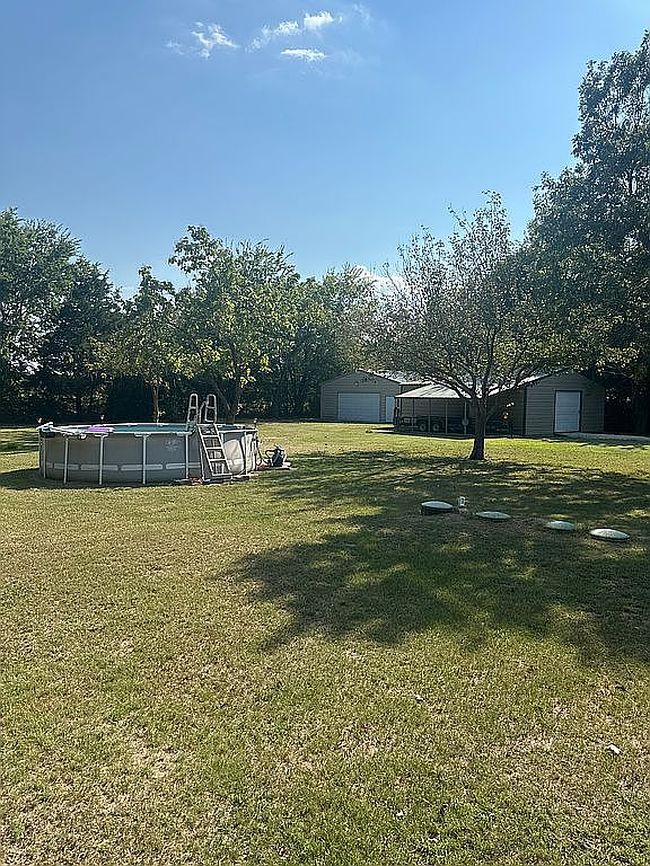 Photo of 329 Vz County Road 3810, Wills Point, TX