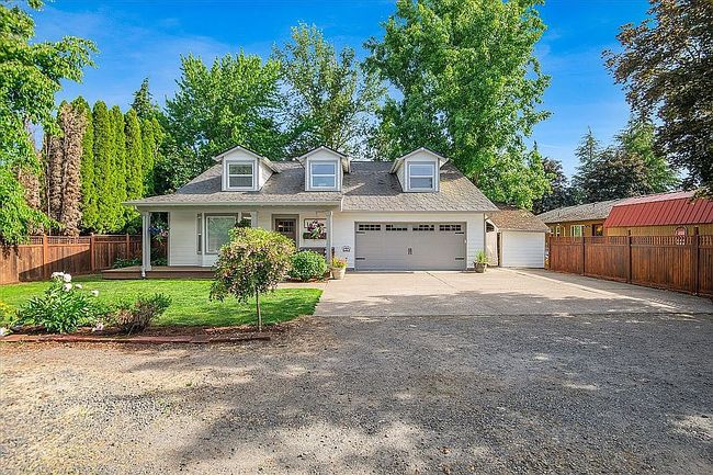 Additional photo 1 of property located at 223 N Balm St