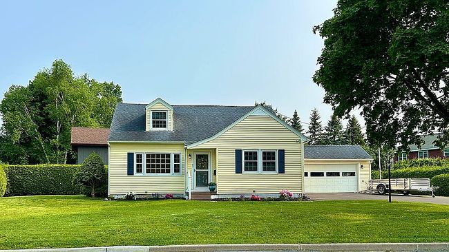 Photo of 97 Park Ave W, Plattsburgh, NY