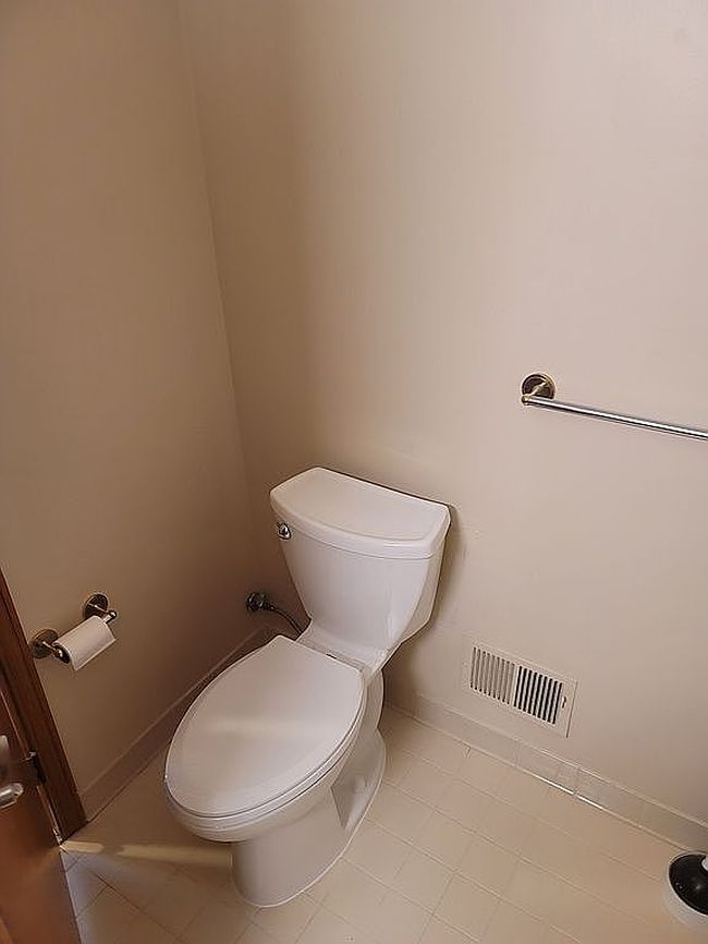Photo of 15530 Ashley Ct, Macomb, MI