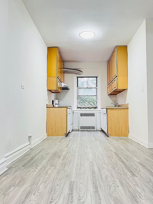Photo of 141-25 Northern Blvd Apt D28, Flushing, NY