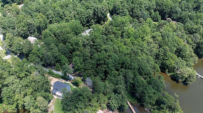 Photo of 144 Club View Dr, Lancaster, VA