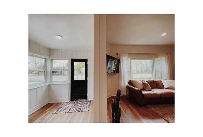 Image of 210 E Fourteenth St