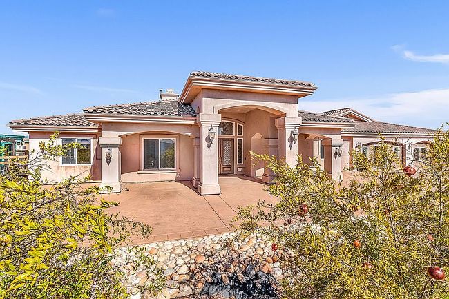 Photo of 24848 Starlight Mountain Rd, Ramona, CA