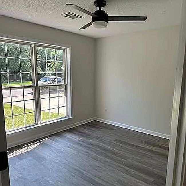 Photo of 71 Park Mnr, Moundville, AL