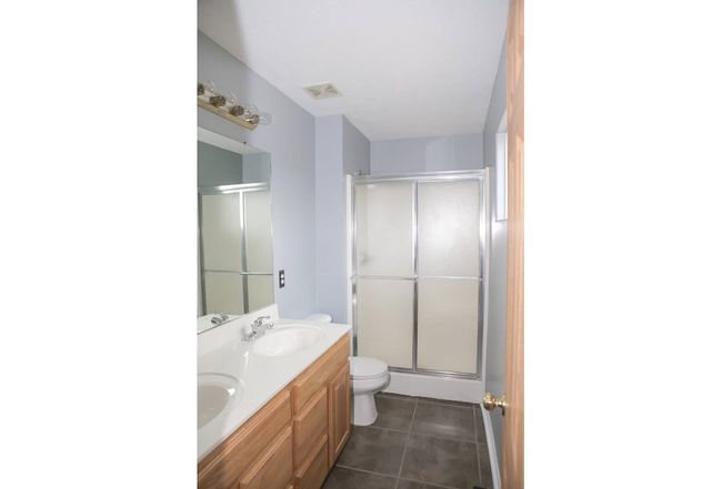 Image of 5655 S 186th Ave