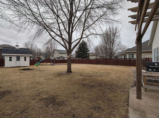Image of 806 Deschepper St