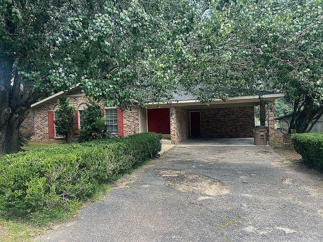 3504 Markham Dr, Mobile, AL