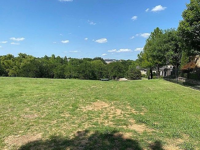 Image of 5433 Monterey Dr