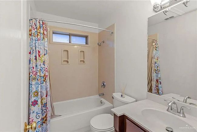 Preview of property located at 4901 Walnut St