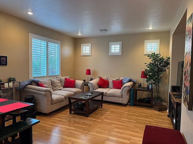 Photo of 9100 Hombard Ave, Las Vegas, NV