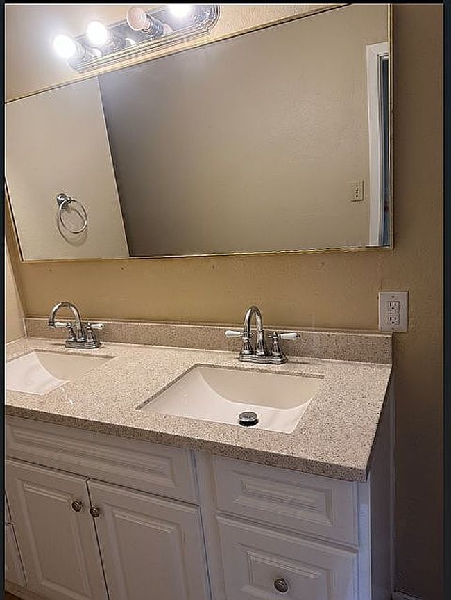 Photo of 3142 Sunset Dr, San Angelo, TX