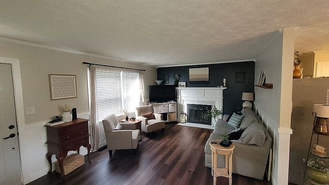 Additional photo 2 of property located at 9 Lakeview Dr