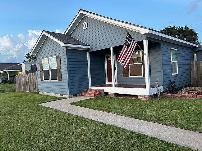 Photo of 116 Stoneburg Dr, Duson, LA