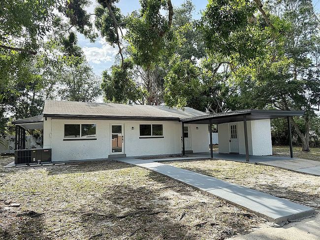 Image of 1119 Eau Claire Cir