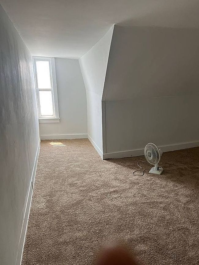 Photo of 705 E Dewart St, Shamokin, PA