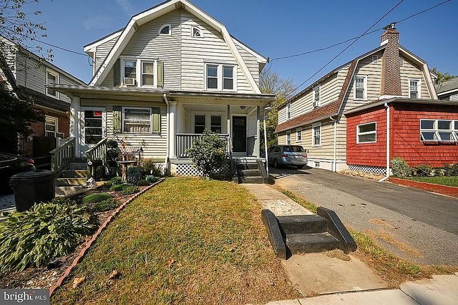 Photo of 204 E Avon Rd, Brookhaven, PA
