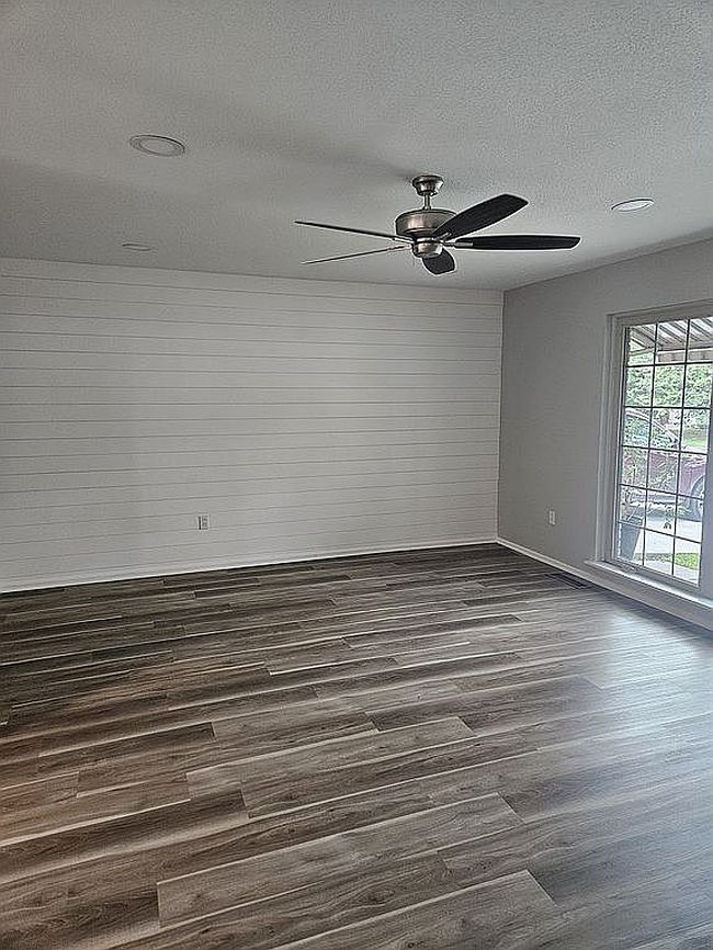 Photo of 2112 Lenamon St, Waco, TX