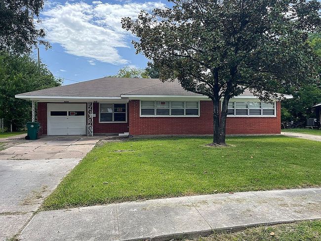 Photo of 1921 Van Buren Cir, Pasadena, TX