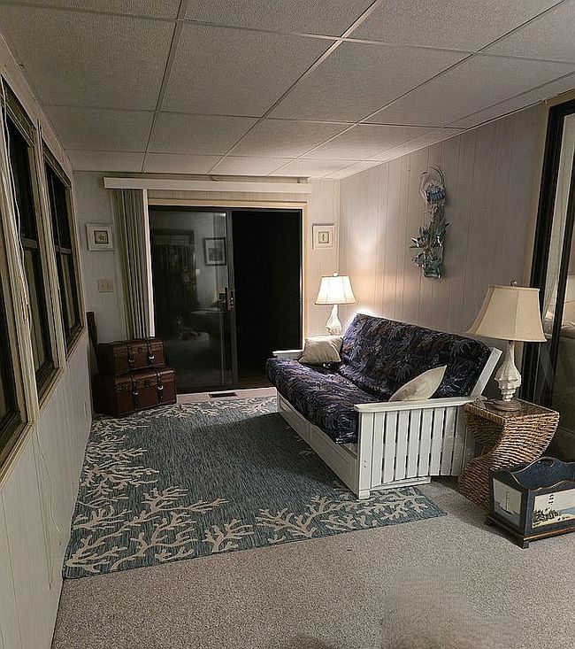 Image of 1840 W Schwartz Blvd