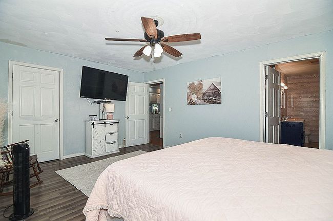 Image of 801 Hickory Ln