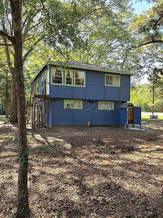 Additional photo 2 of property located at 20 Oak Tree Dr
