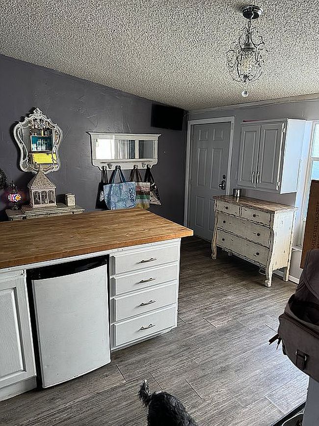 Image of 2594 W 2680 S #306