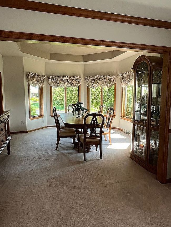 Photo of 15 High Point Cir, Harrison City, PA
