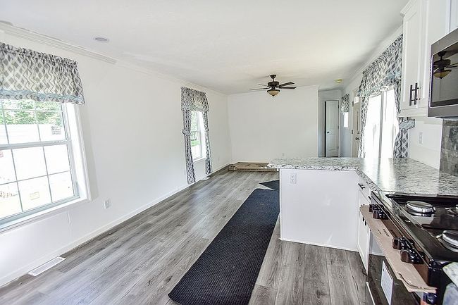 Photo of 108 Colonial Vlg, Somersworth, NH