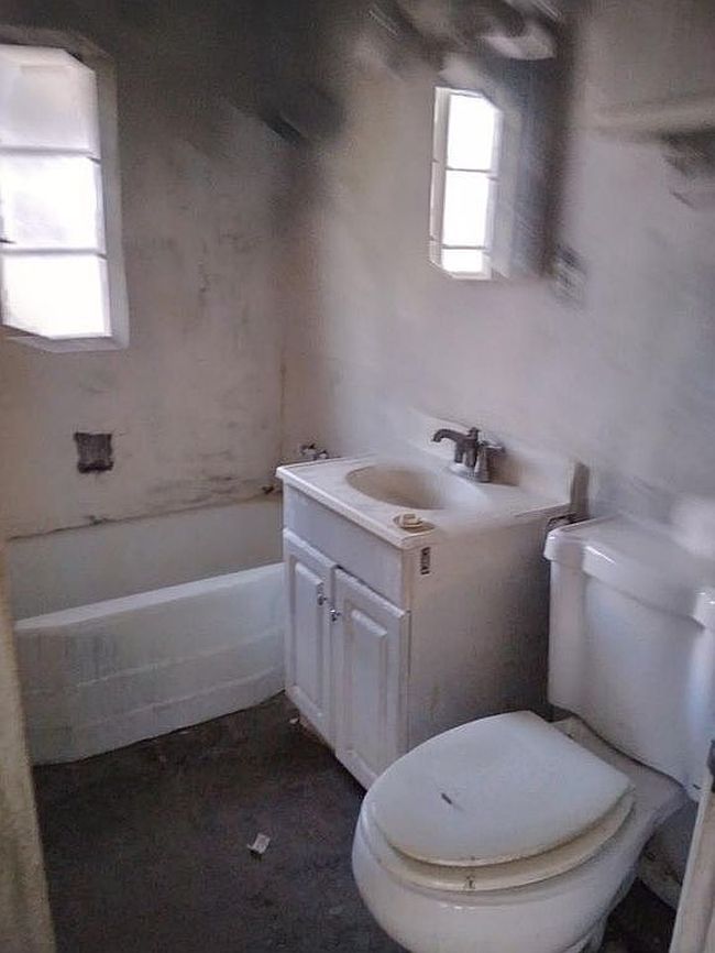 Additional photo 3 of property located at 580 Bonita Cir