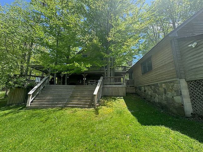 Image of 25 Winterset Dr