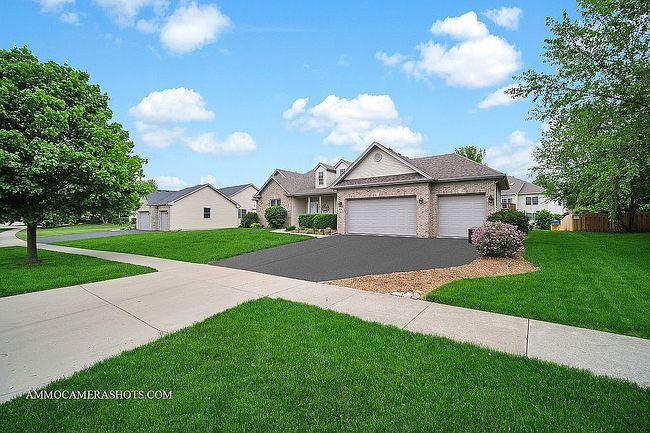 Image of 805 Mark Ln