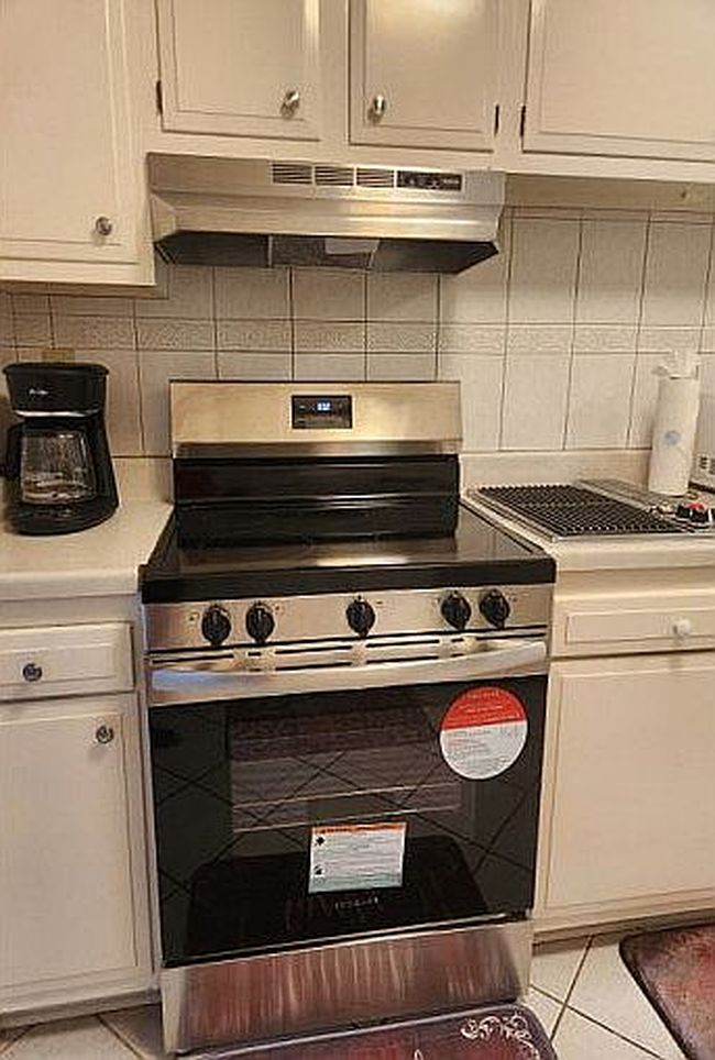 Additional photo 3 of property located at 3300 Ocean Shore Ave Apt 503