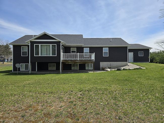 Photo of 21909 Hilltop Cir #22, Stanwood, MI