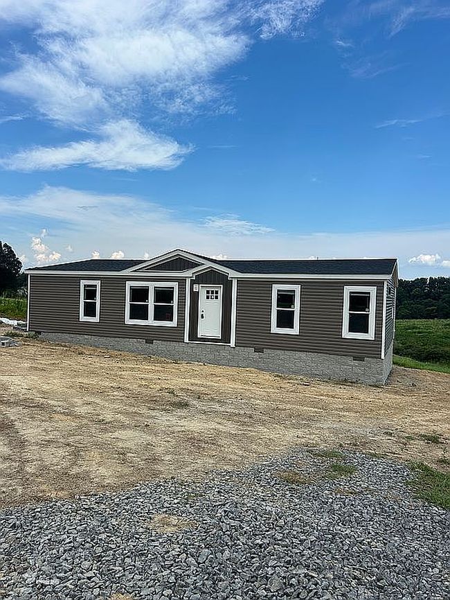 Photo of 1742 Gamaliel Rd, Red Boiling Springs, TN