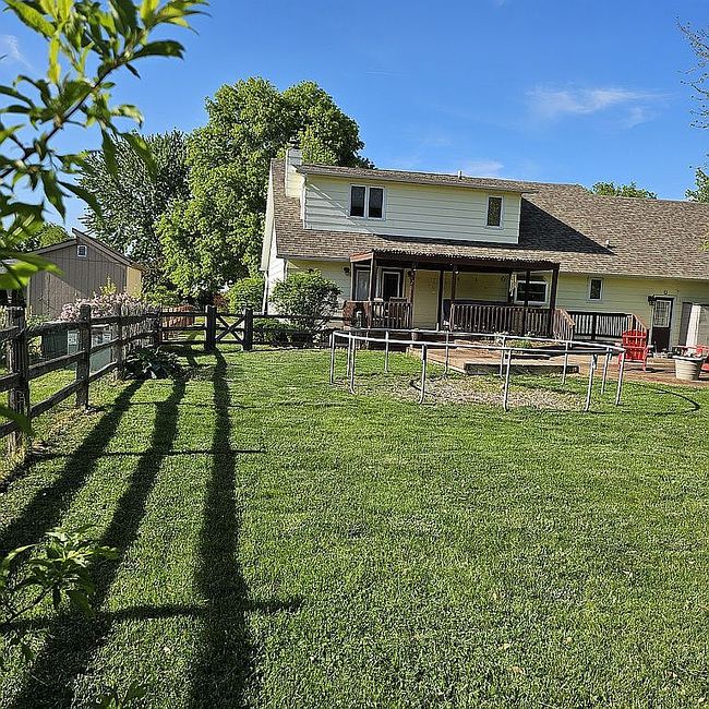 Image of 10 Eleanor Dr