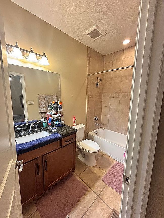 Photo of 1643 Cheshire Ct Nw, Albuquerque, NM